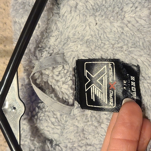 Zero exposure jacket - Picture 2 of 2